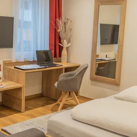 Hotel M-A-S-Hotel 3*