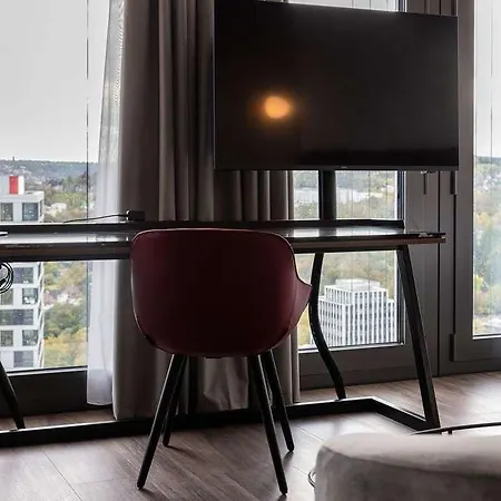 Radisson Blu At Porsche Design Tower 호텔