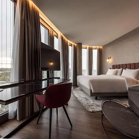 호텔 Radisson Blu At Porsche Design Tower *