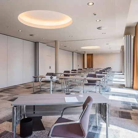 Hotell Hilton Garden Neckarpark Stuttgart