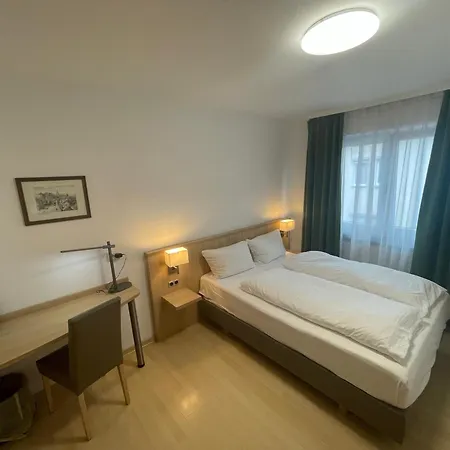 Hafner Hotel- -self Check-in 24h 酒店 3*
