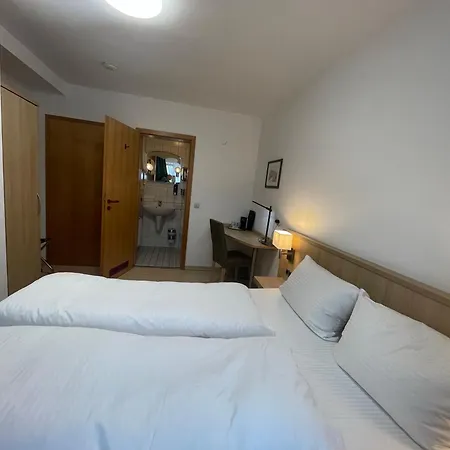 Hafner Hotel- -self Check-in 24h