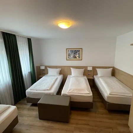 Hafner Hotel- -self Check-in 24h 酒店