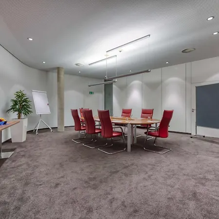 Hilton Garden Neckarpark Hotell Stuttgart