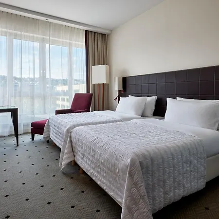 Le Meridien Hotel