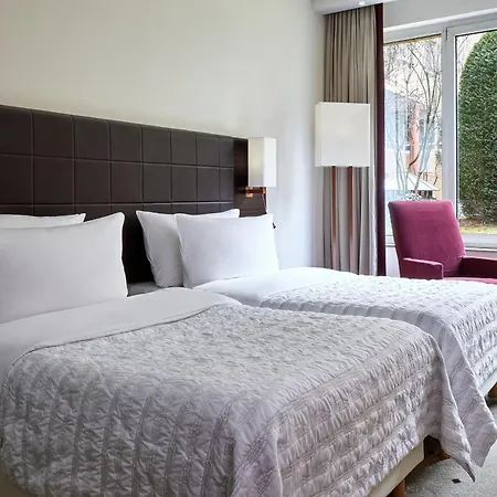 Le Meridien Hotel