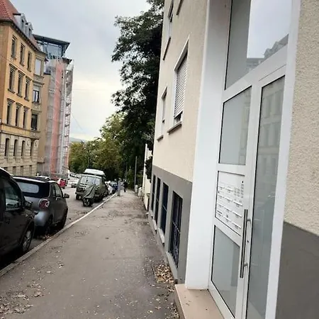 公寓 Zentrales In Stuttgart, 3 Fuer 10 Gaeste 斯图加特