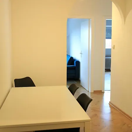 بيت ضيافة Arch Degerloch