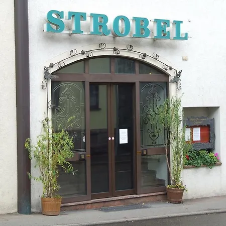 斯特罗贝尔酒店 酒店