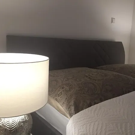 Apartmán West *