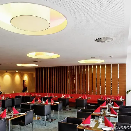 Hilton Garden Neckarpark 4*