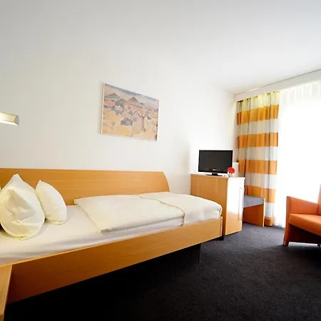 Geno Hotel 3*