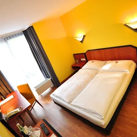 Achat Airport Messe Stuttgart