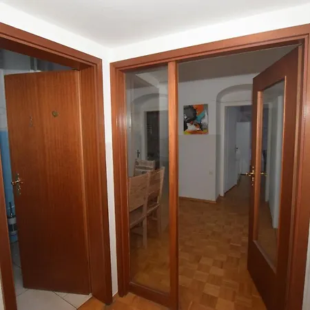 Апартаменты Bad Canstatt *