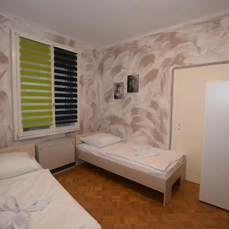 Bad Canstatt Апартаменты *