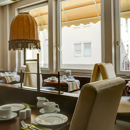 酒店 Hafner Hotel- -self Check-in 24h 3*